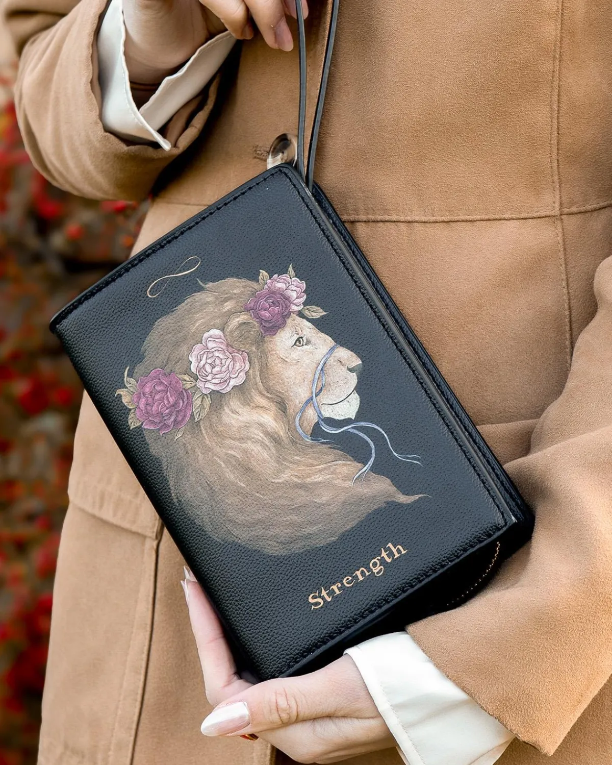 Pouches-Fable England Strength Tarot Tales Pouch