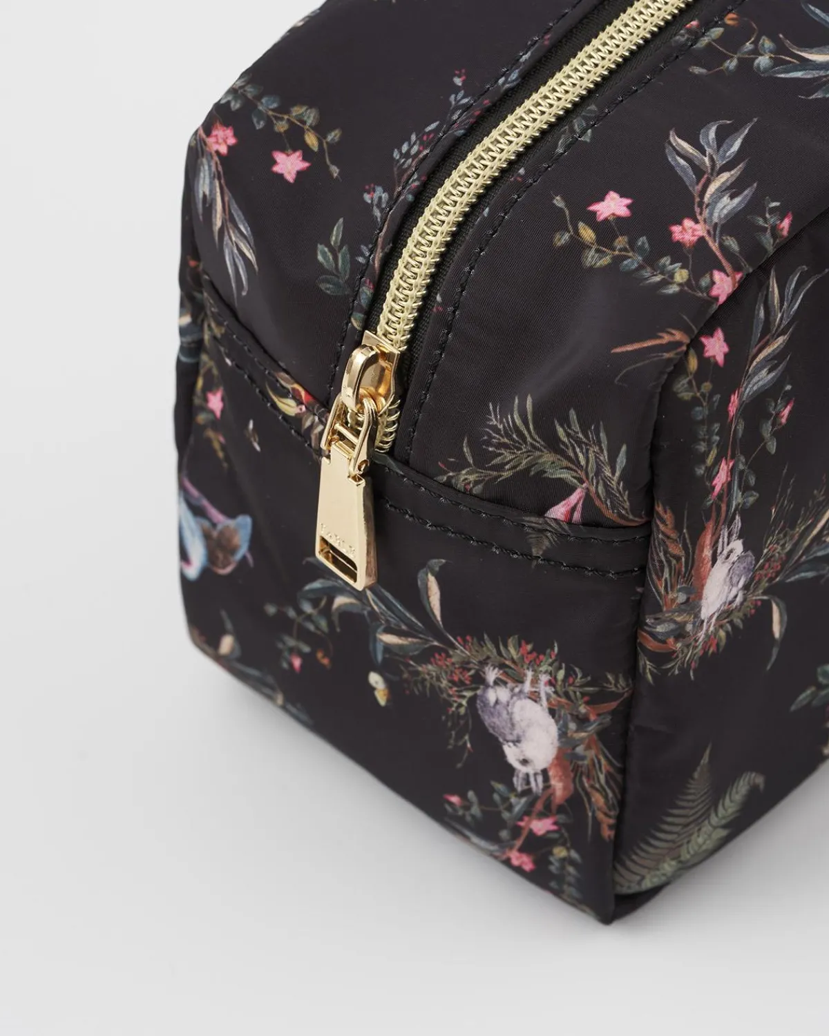Makeup Bags|Toiletry Bags-Fable England Wonderland Wash Bag